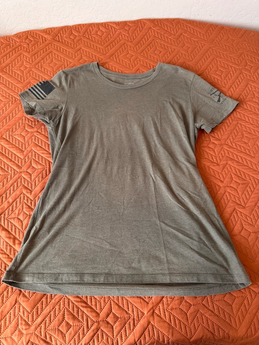 Grunt Style Olive Green Short Sleeve Women’s Tee with Sleeve Flags